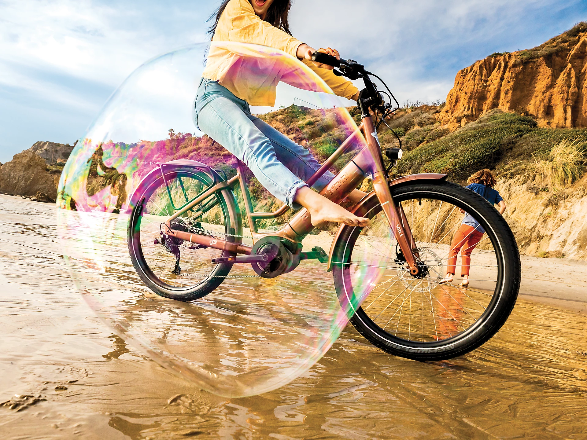 Electra Vale Go! Ruskea matalarunkoinen sähköpyörä - Image 3